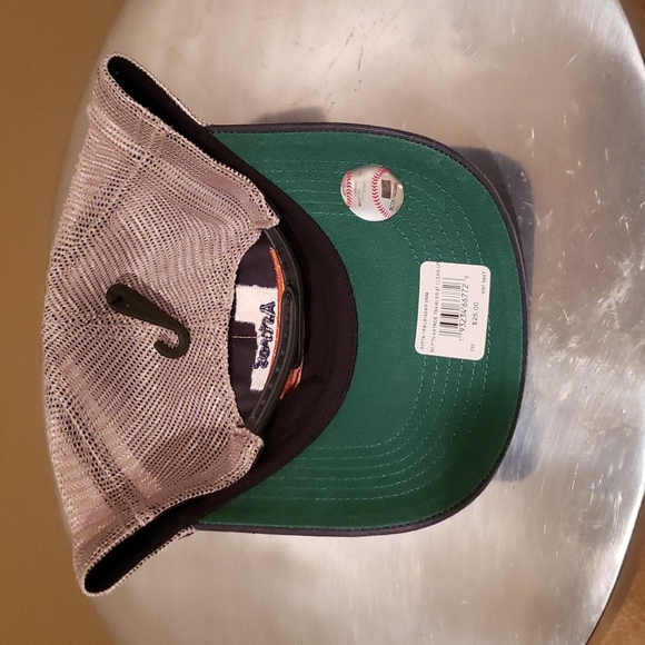 BRAND NEW ASTROS BASEBALL CAP - Picture 2 of 2